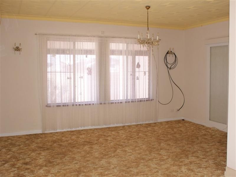 6 Healy Street, Port Denison WA 6525