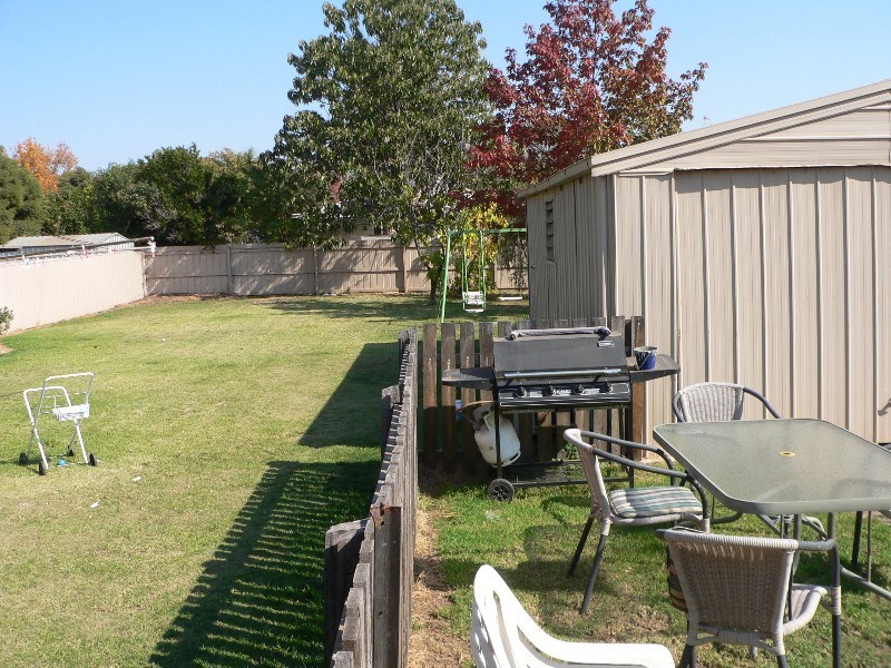 10 Davey Street, Benalla VIC 3672