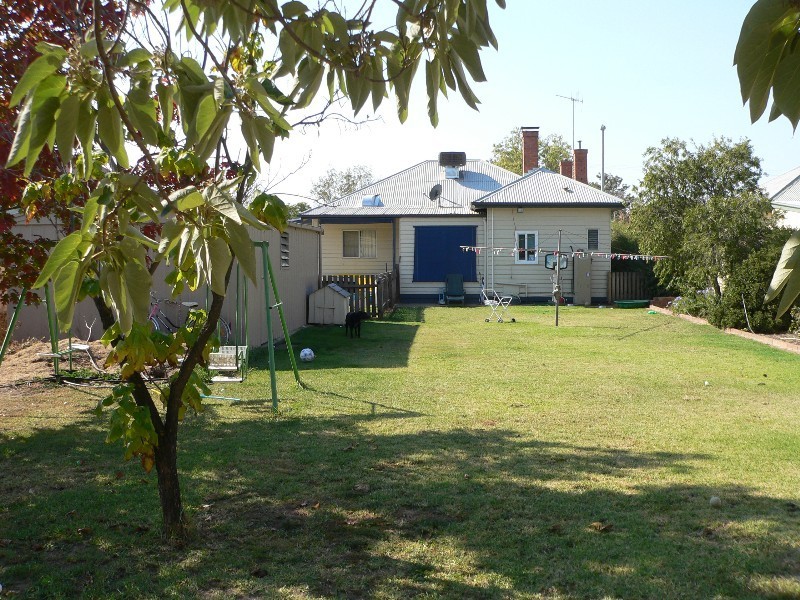 10 Davey Street, Benalla VIC 3672