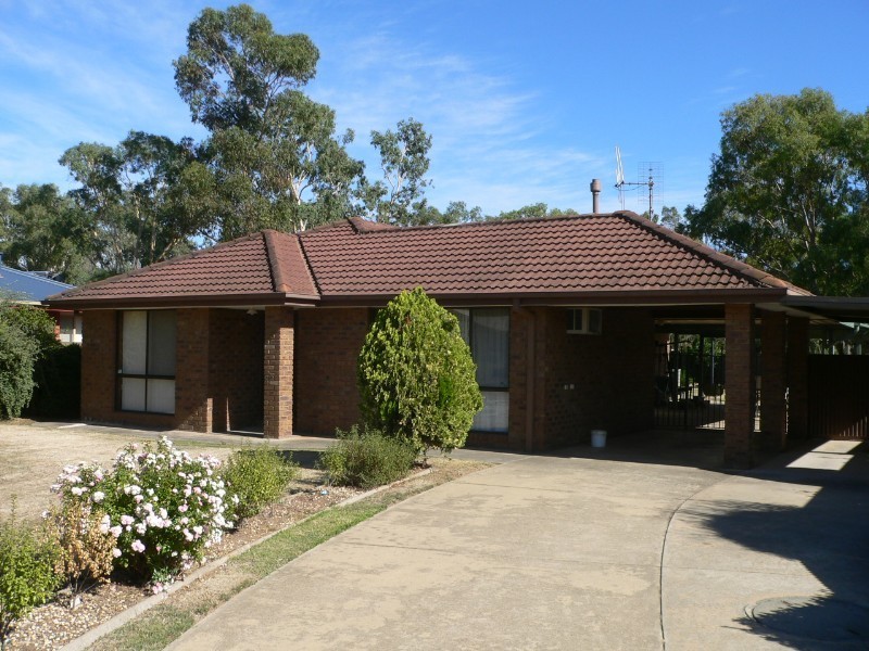 6 Robinson Court, Benalla VIC 3672