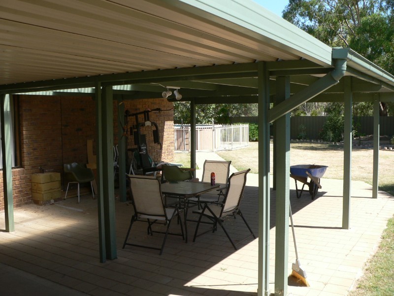 6 Robinson Court, Benalla VIC 3672