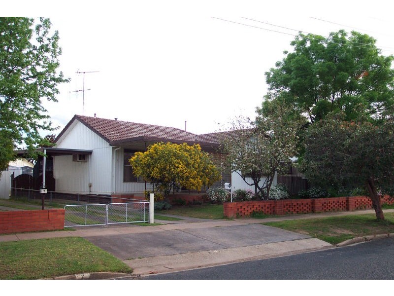 9 Harold Street, Benalla VIC 3672