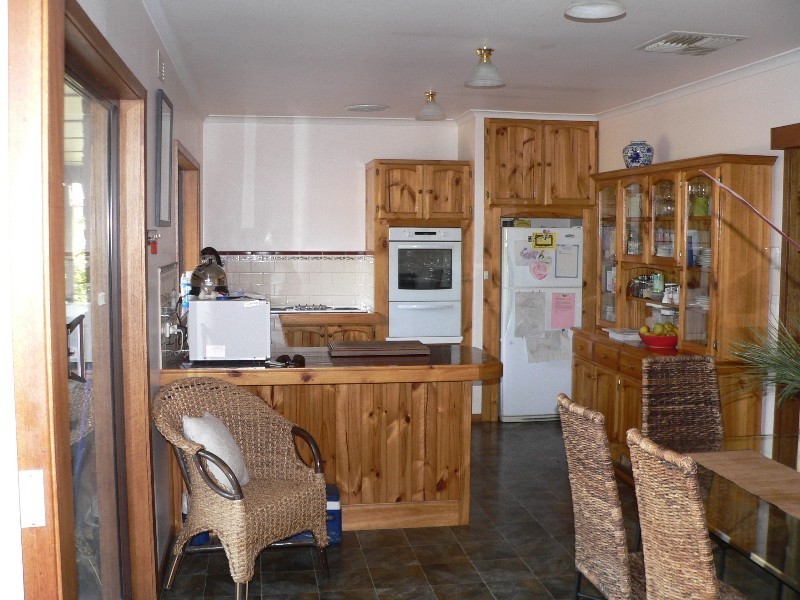 13 Helms Court, Benalla VIC 3672