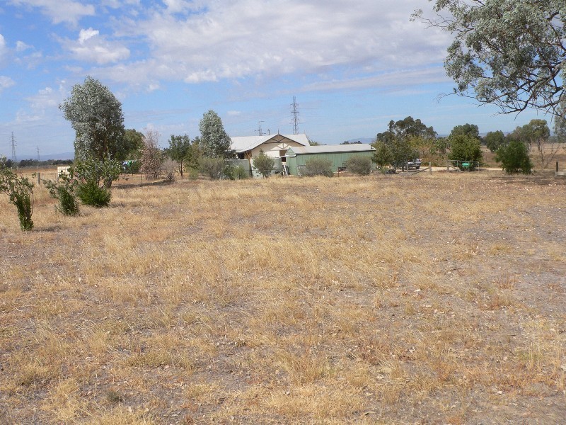 Crn Yarrawonga Farnley Road, Benalla VIC 3672