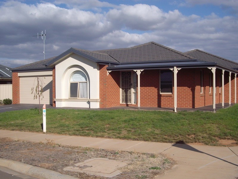 27 McGregor Avenue, Nagambie VIC 3608