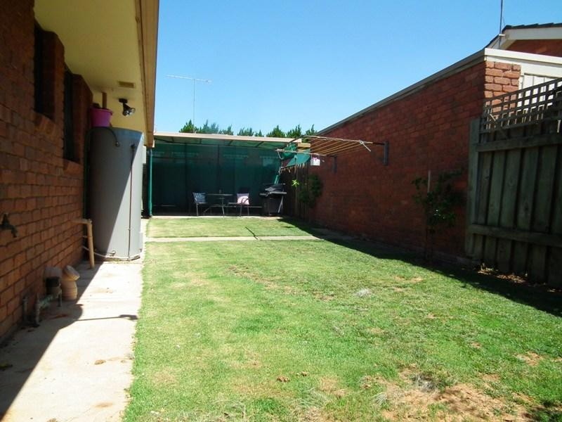 2/6 Goulburn Street, Nagambie VIC 3608