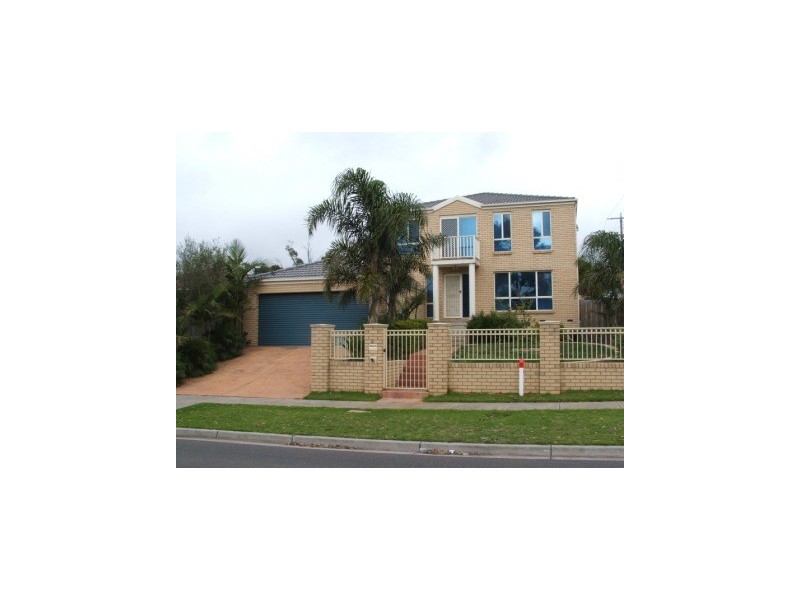 2 Overal Drive, Skye VIC 3977