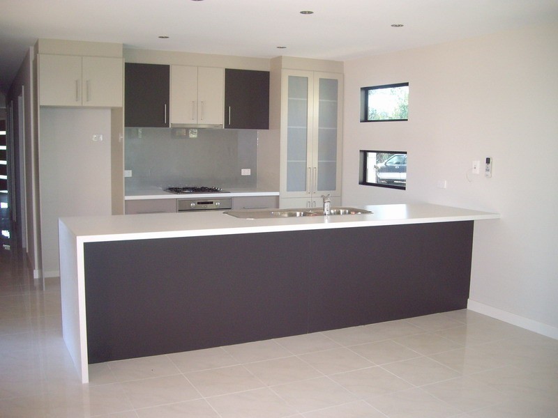 16 Anderson Street, Avenel VIC 3664