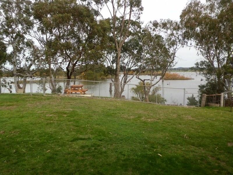 26 McLeod Street, Kirwans Bridge VIC 3608