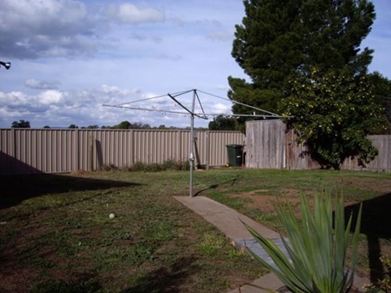 4 Centenary Crescent, Nagambie VIC 3608