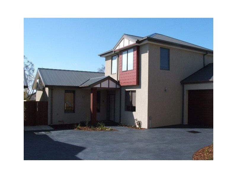 2/21-23 Summit Road, Frankston South VIC 3199