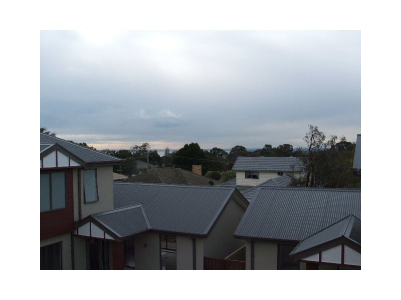 2/21-23 Summit Road, Frankston South VIC 3199