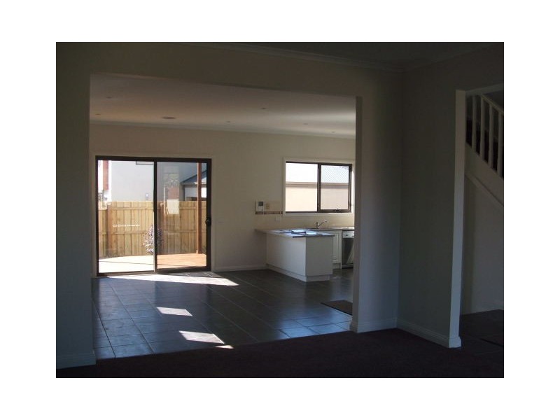 3/21-23 Summit Road, Frankston South VIC 3199