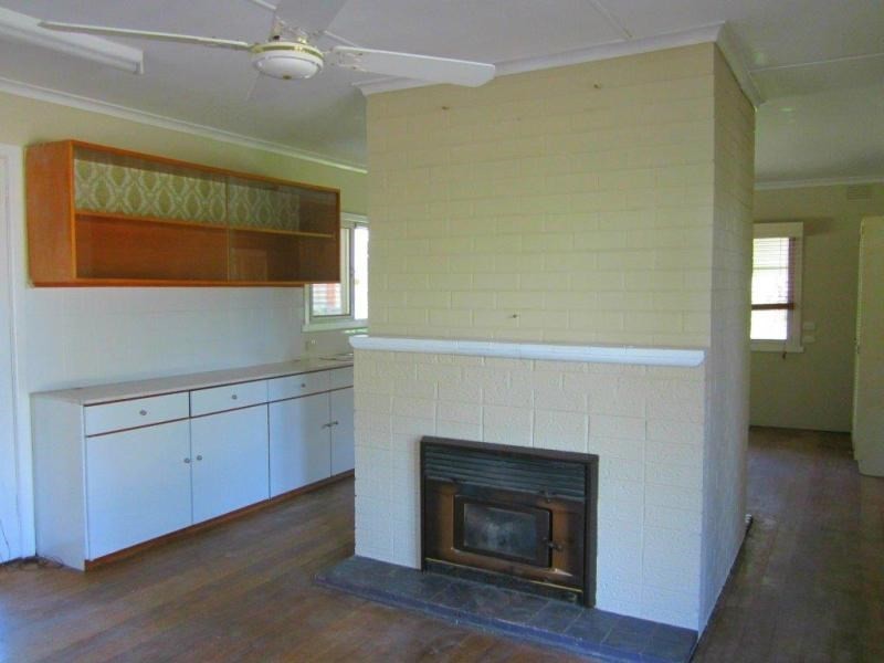 36 Mcleod Street, Kirwans Bridge VIC 3608