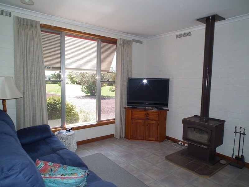 12 McLeod Street, Nagambie VIC 3608