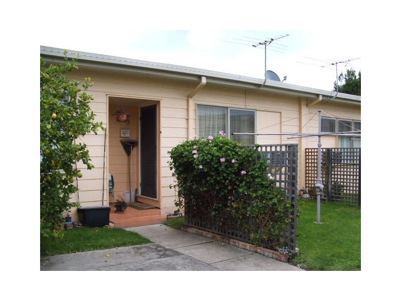 4/18 Lewis Street, Frankston VIC 3199
