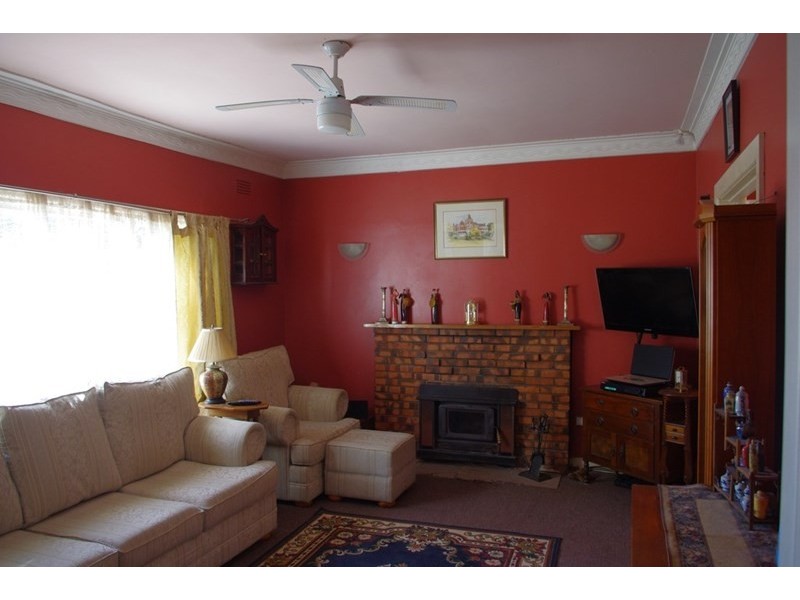 13 Station Street, Murchison VIC 3610