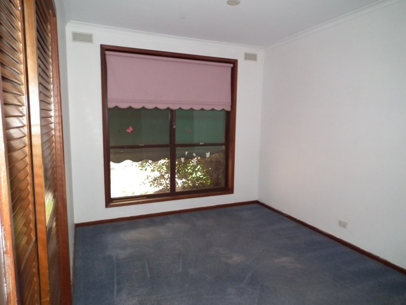 8 Longwood Road, Avenel VIC 3664