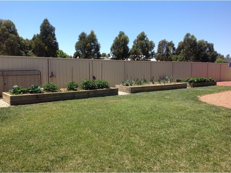 8 Tarquin Place, Nagambie VIC 3608