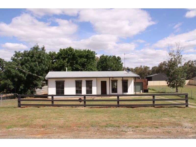 10 Pinniger Street, Avenel VIC 3664