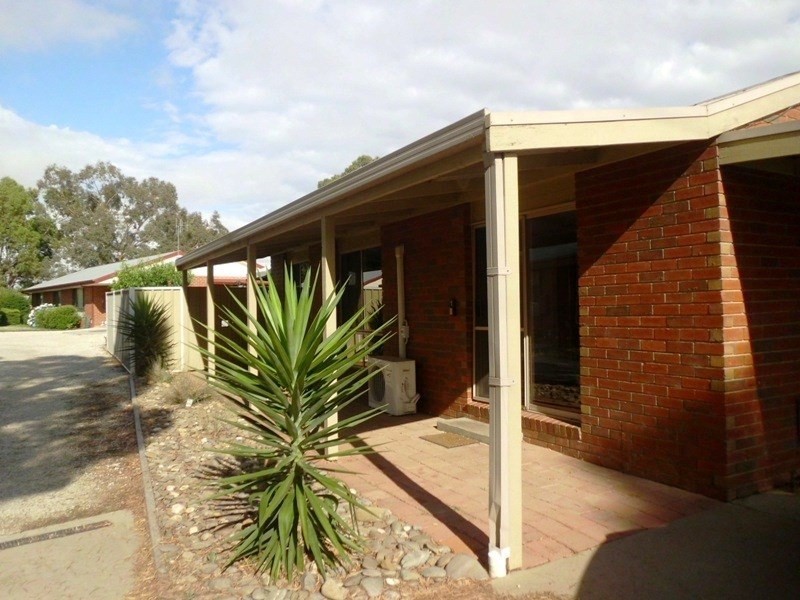 1/10 McGregor Avenue, Nagambie VIC 3608