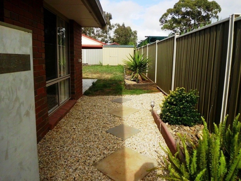 1/10 McGregor Avenue, Nagambie VIC 3608