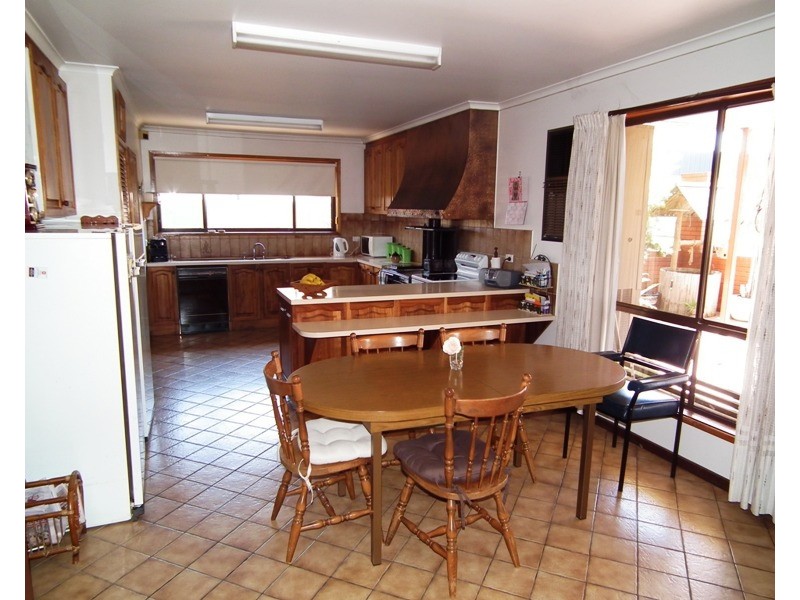 331-333 High Street, Nagambie VIC 3608