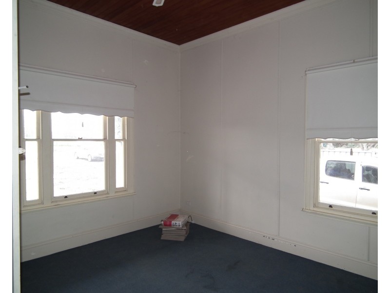 9 Racecourse Road, Nagambie VIC 3608