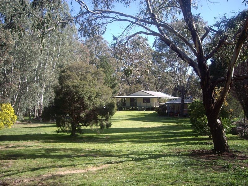 2 Gillam Road, Murchison VIC 3610