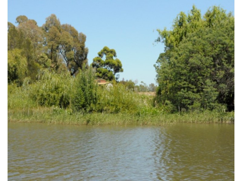 18 Grandview Road, Kirwans Bridge VIC 3608