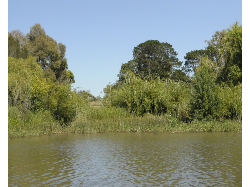 18 Grandview Road, Kirwans Bridge VIC 3608