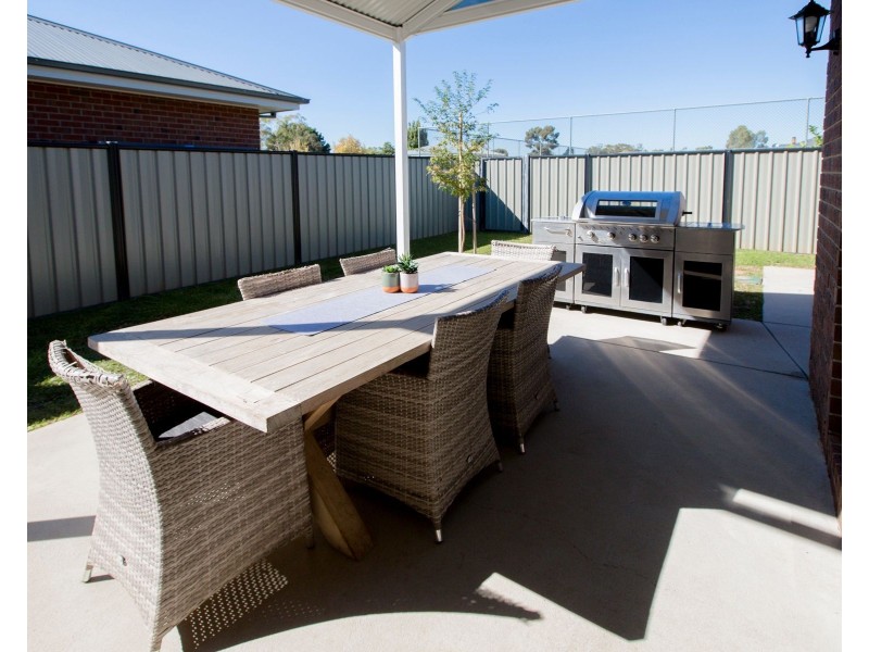 25 1-3 Racecourse Road, Nagambie VIC 3608
