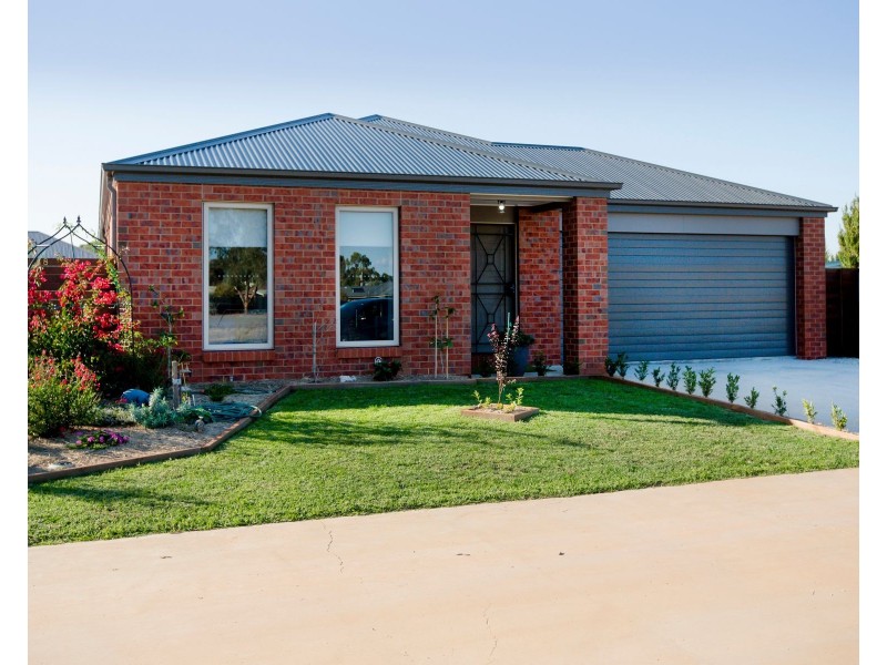 18/1-3 Racecourse Road, Nagambie VIC 3608