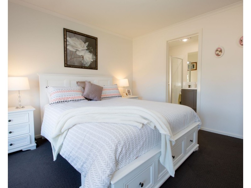 18/1-3 Racecourse Road, Nagambie VIC 3608