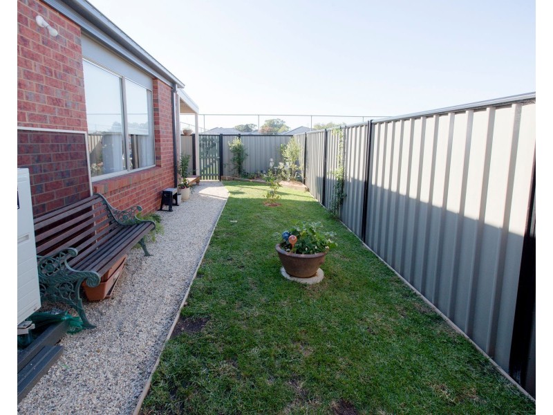 18/1-3 Racecourse Road, Nagambie VIC 3608