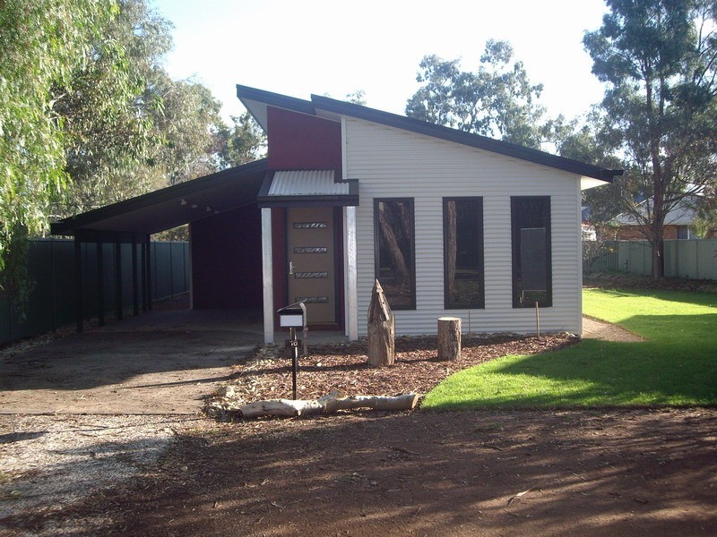 16 Anderson Street, Avenel VIC 3664