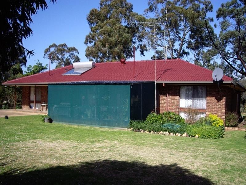 28 Meteorite Street, Murchison VIC 3610