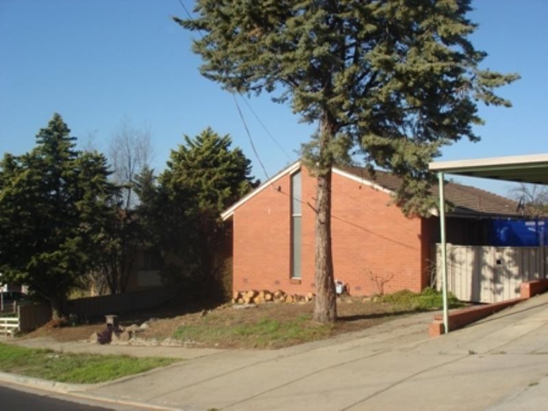 11 Skermer Avenue, Seymour VIC 3660