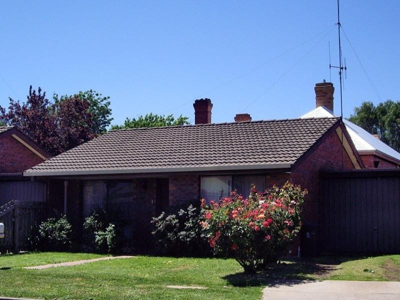 3/2 Goulburn Street, Nagambie VIC 3608