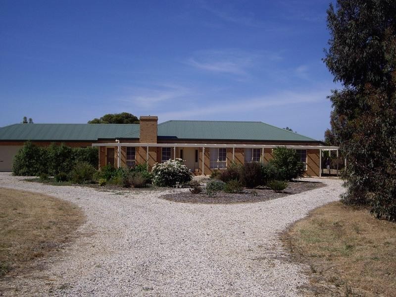 13 Racecourse Road, Nagambie VIC 3608
