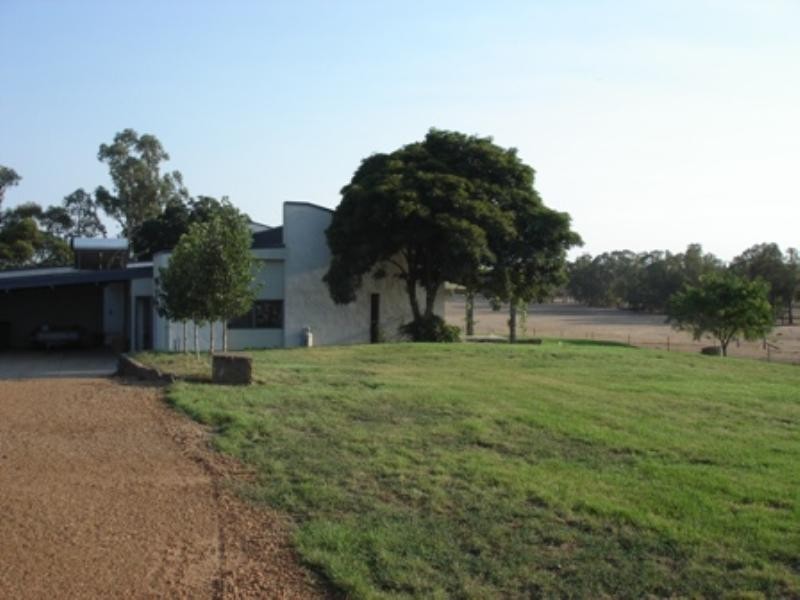 66 McMiekens Road, Nalinga VIC 3646