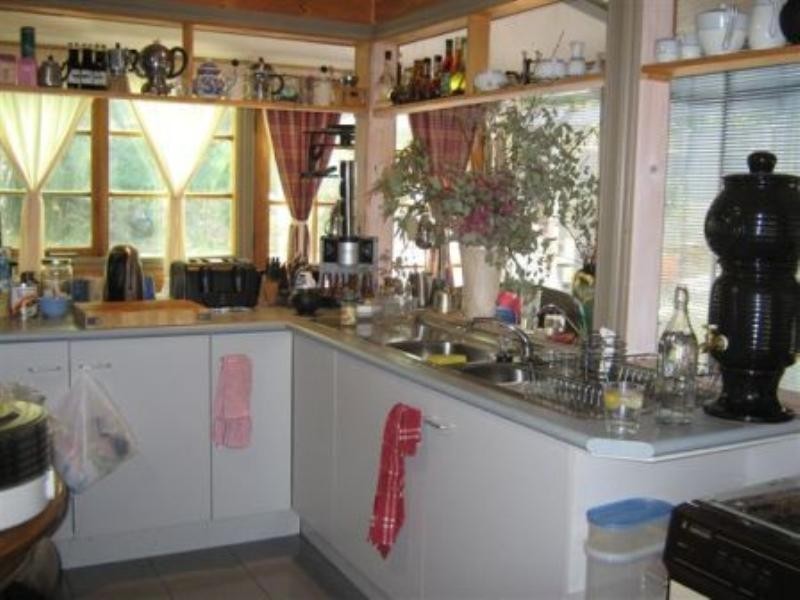 52 Mt Bernard Lane, Avenel VIC 3664