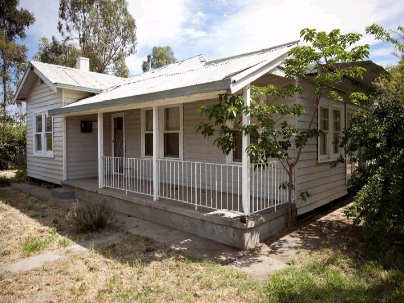 58 Anderson Street, Avenel VIC 3664