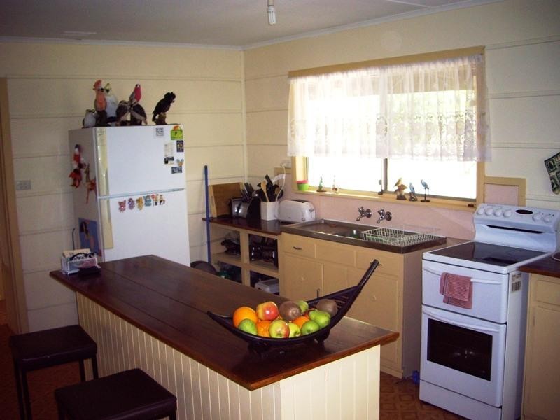 8-10 Mutton Street, Avenel VIC 3664