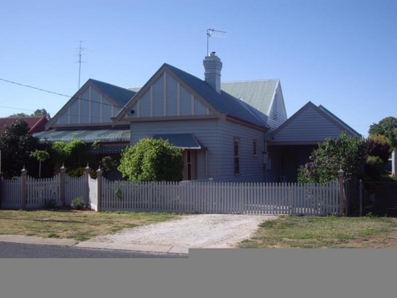 6 Vine Street, Nagambie VIC 3608