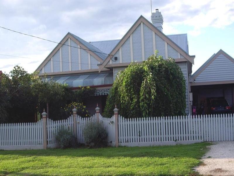 6 Vine Street, Nagambie VIC 3608