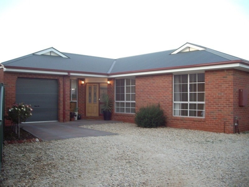 3/8 Suzanne Court, Nagambie VIC 3608