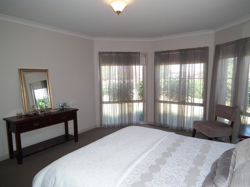 16 Lotus Court, Nagambie VIC 3608