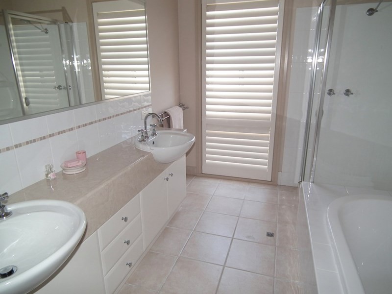 16 Lotus Court, Nagambie VIC 3608