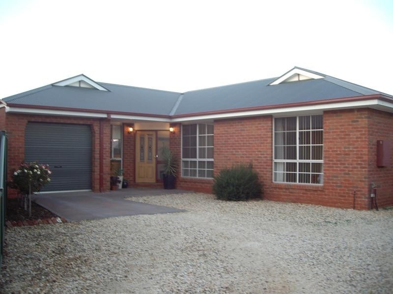 3/8 Suzanne Court, Nagambie VIC 3608